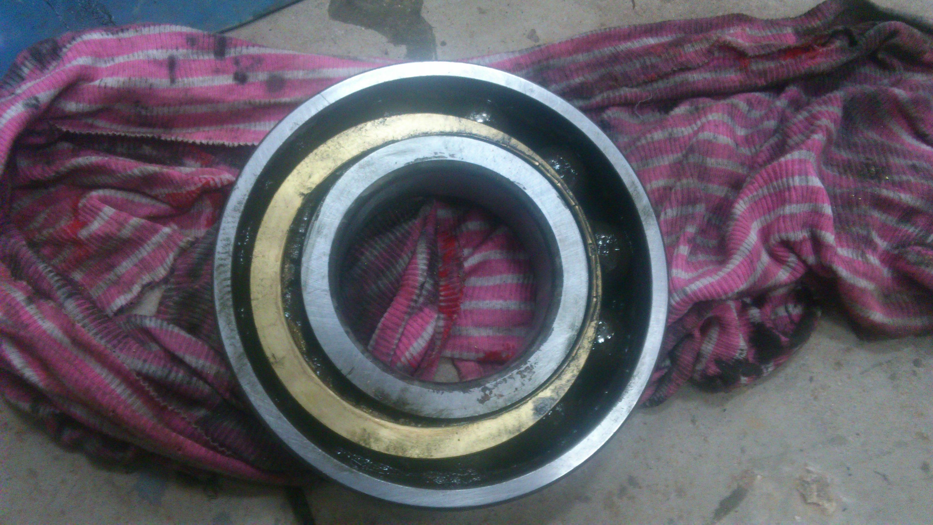 立式电机直连水泵中7317ac轴承保持架磨损问题的分析与处理